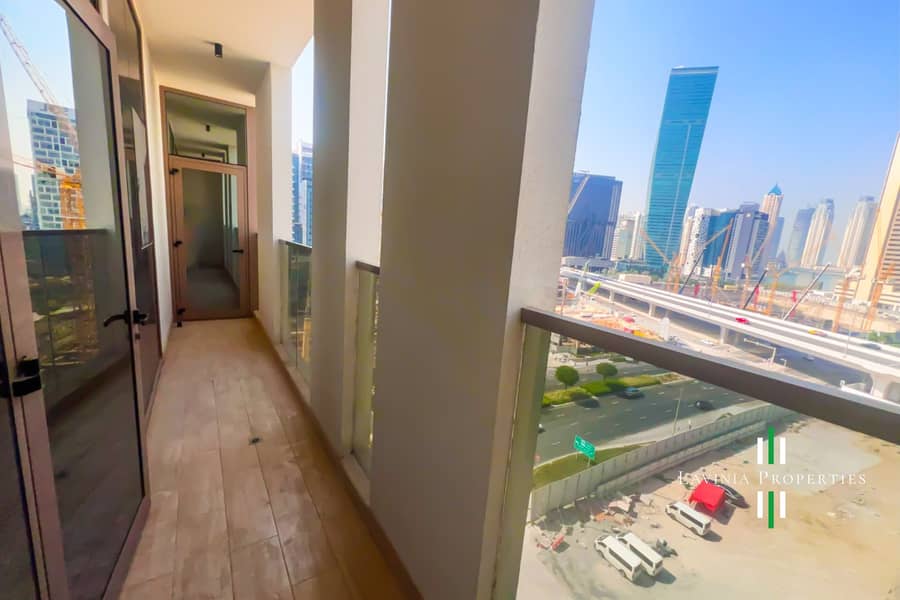 Brand New |Canal View |Prime Business Bay Location - Image 10