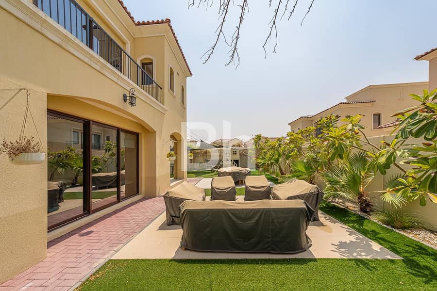 Large Plot | 4 Bds | Upgraded | Well Maintained - Image 6