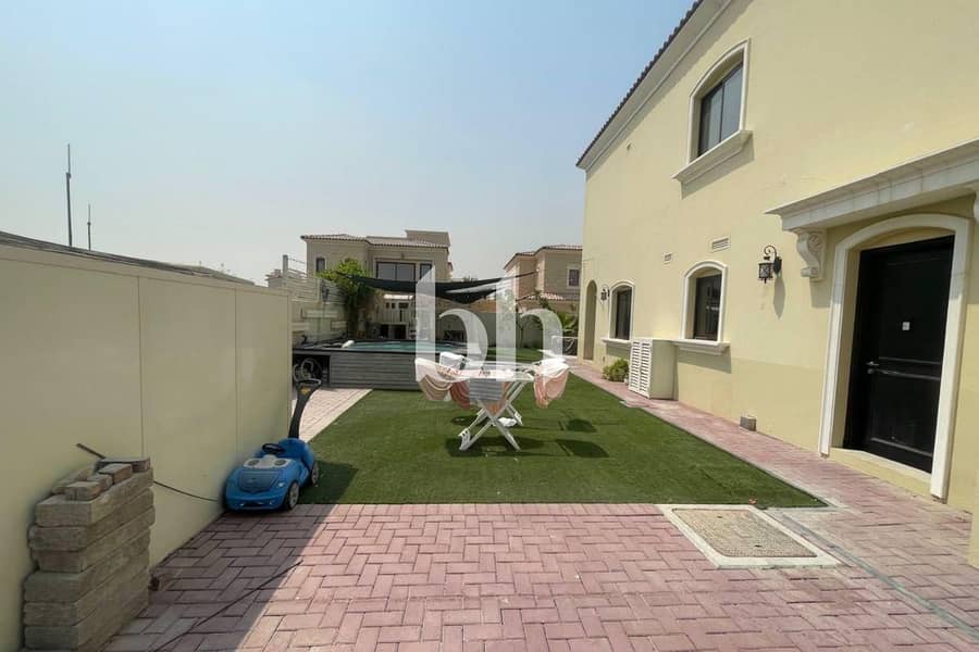 Large Plot | 4 Bds | Upgraded | Well Maintained - Image 8