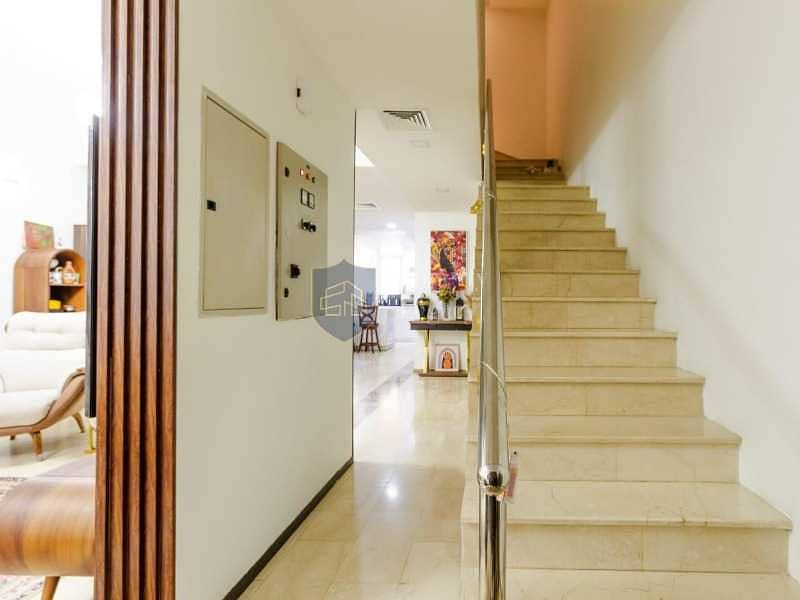 Spacious Villa | Premium Community | High ROI - Image 9