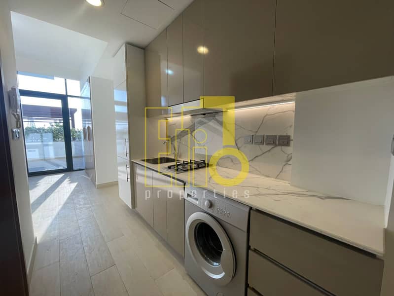 CHILLER FREE | BIG BALCONY | LOW FLOOR | 1 CHEQUE