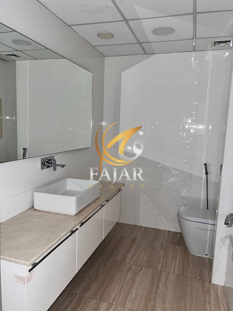 Upgraded Unit | Branded and Luxurious Furnitures - Image 9