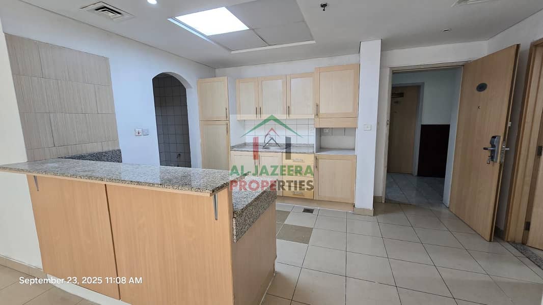 Large 2 BHK With Balcony || Chiller Free || Family Building || Near to Metro