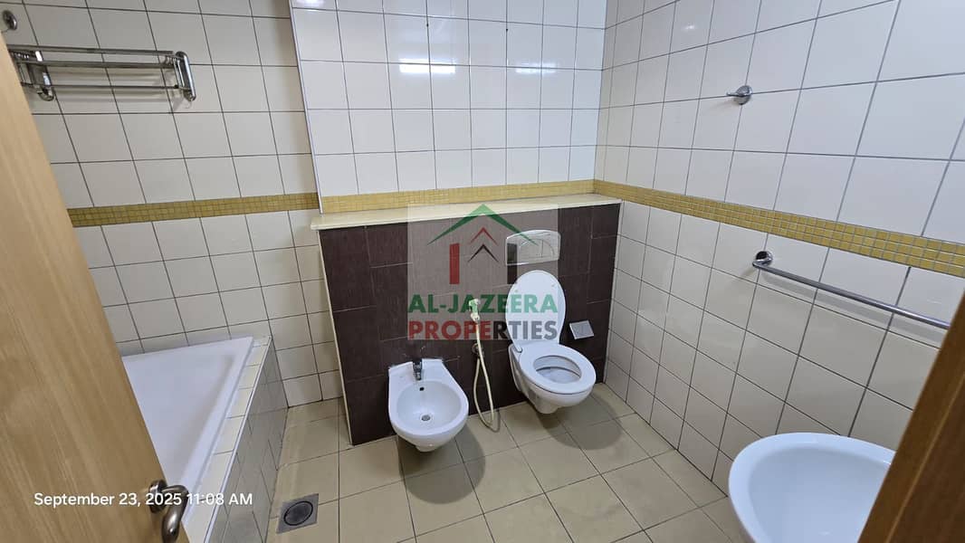 Large 2 BHK With Balcony || Chiller Free || Family Building || Near to Metro - Image 8