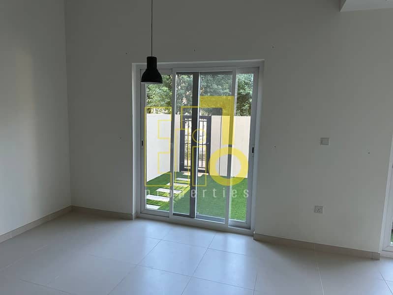 Single Row| Walkable to pool| Greeney view - Image 20