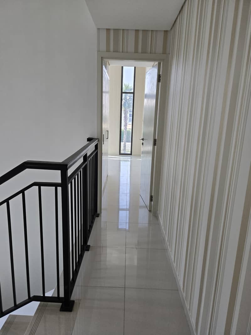 SINGLR-ROW 3BR Spacious VILLA, AMAZONIA