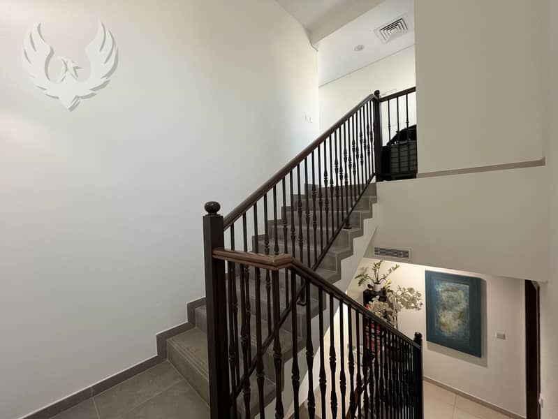 Unfurnished | Internal Facing | Modern |Landscaped - Image 7