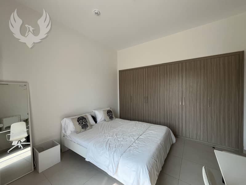 Unfurnished | Internal Facing | Modern |Landscaped - Image 14