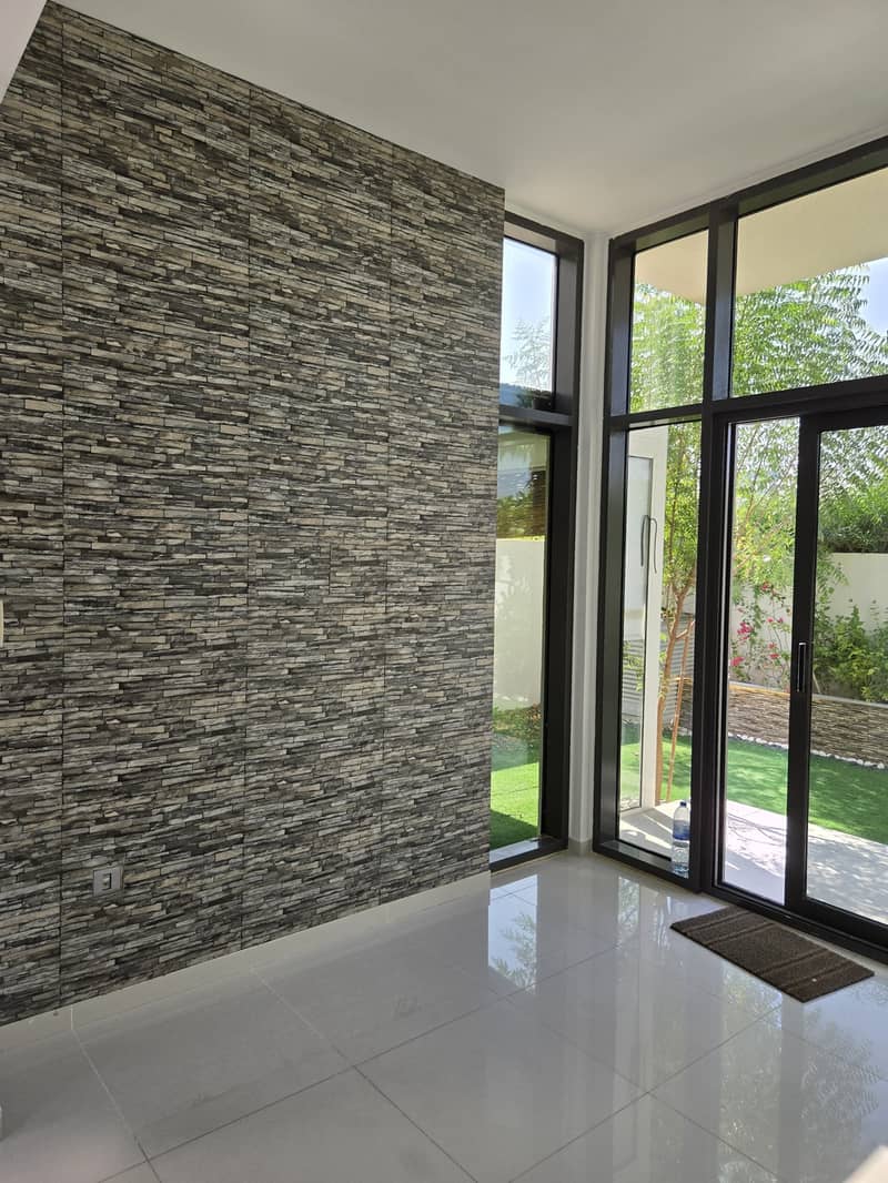 SINGLR-ROW 3BR Spacious VILLA, AMAZONIA - Image 14