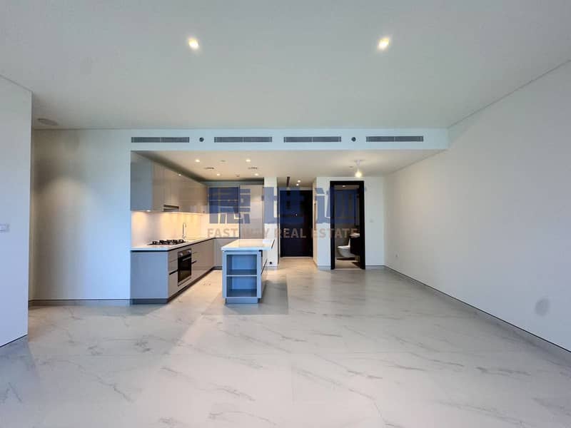 Rented/With Large Terrace/Pool View