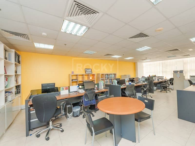 Vacant on Transfer | Fitted | Spacious Office | with Pantry Vacant on Transfer | Fitted | Spacious Office | with Pantry