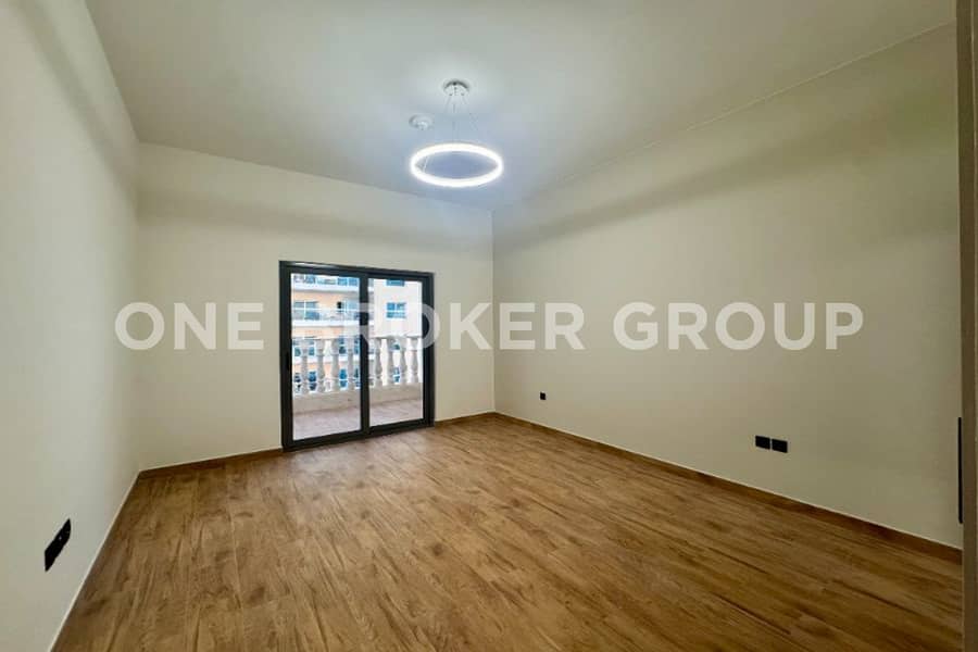 High Floor | Vacant On Transfer | Pool View - Image 9