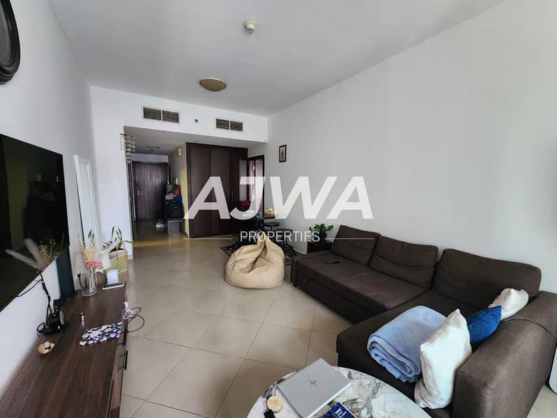 Spacious Unfurnished 1BHK | Lake View | JLT, Dubai - Image 8