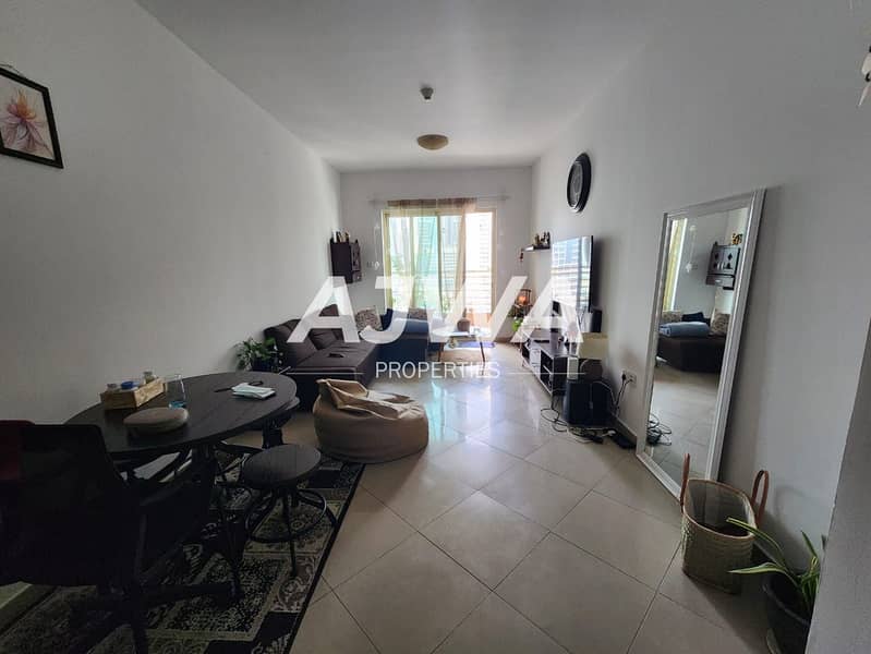 Spacious Unfurnished 1BHK | Lake View | JLT, Dubai - Image 10