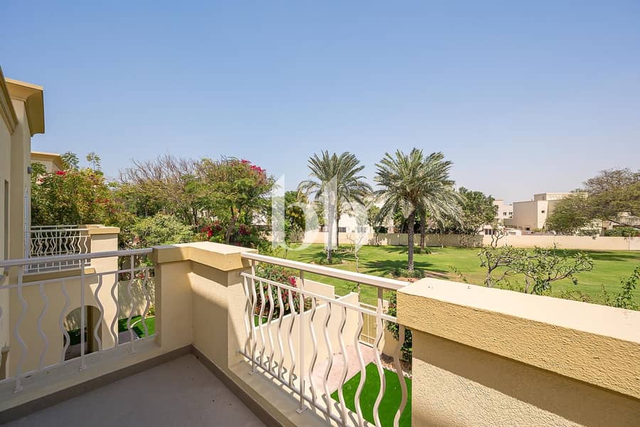 Private Green Area | Fully upgraded - Image 19