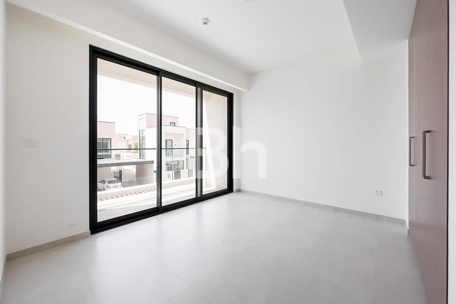 Brand New | Single Row | Dark Wood Style - Image 13