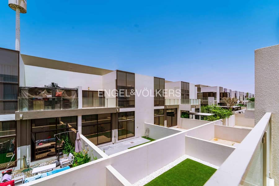 BRAND NEW | Spacious | Unfurnished | Vacant - Image 13