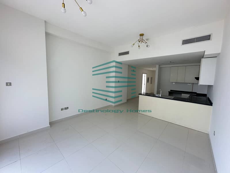 Vacant Corner Unit - Big One bedroom Unit For Sale