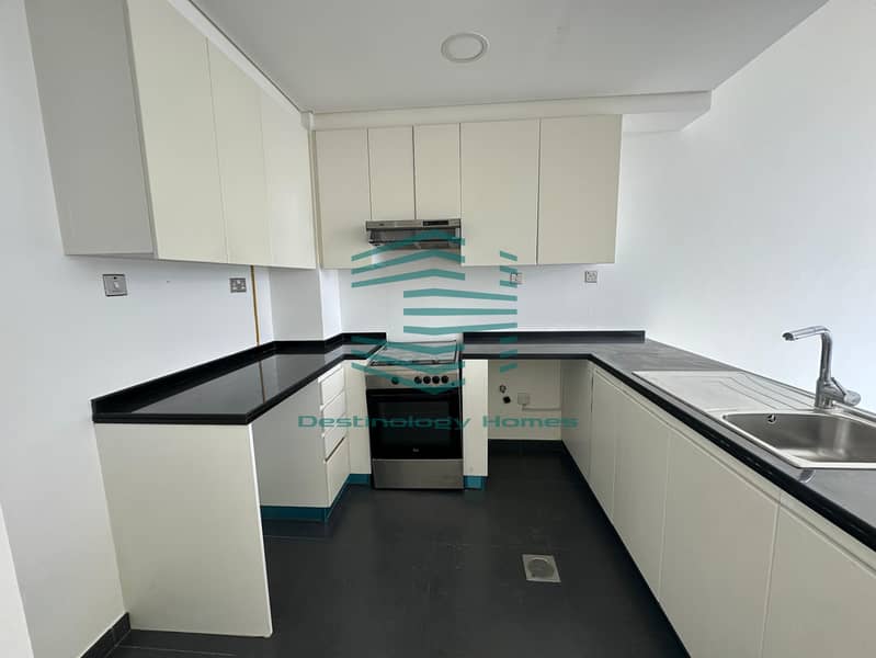 Vacant Corner Unit - Big One bedroom Unit For Sale