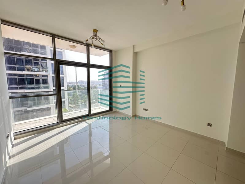 Vacant Corner Unit - Big One bedroom Unit For Sale - Image 8