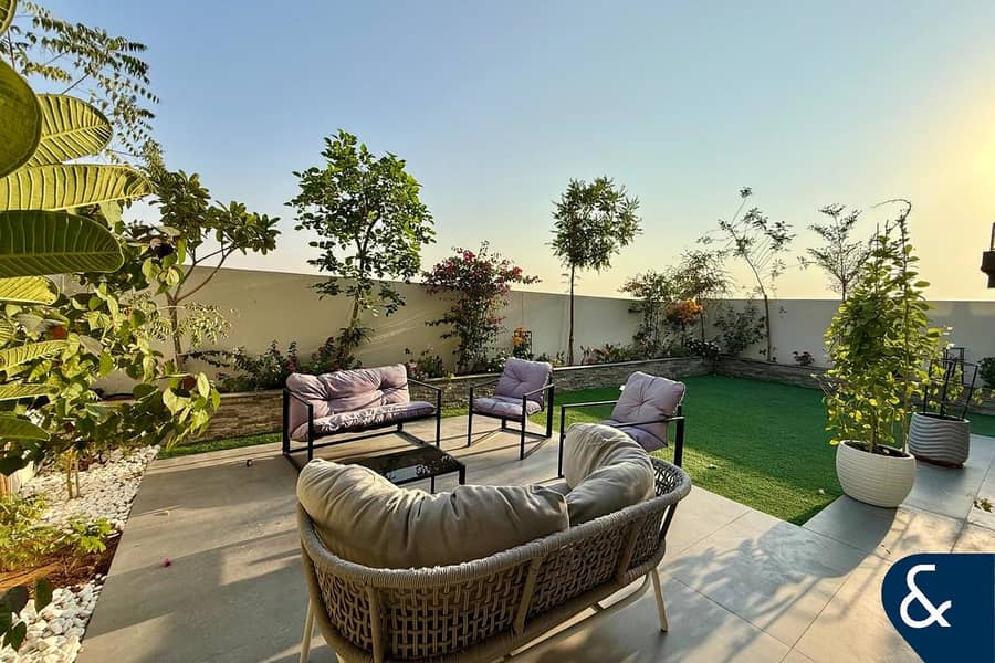 Upgraded | Single Row | Four Bed + Maids - Image 21