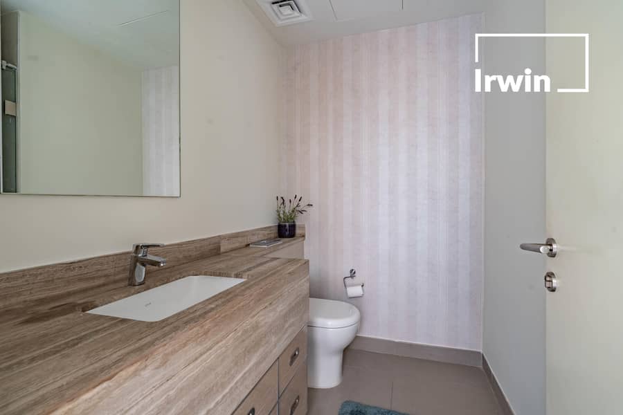 Upgraded | Vacant | UnFunrished - Image 14