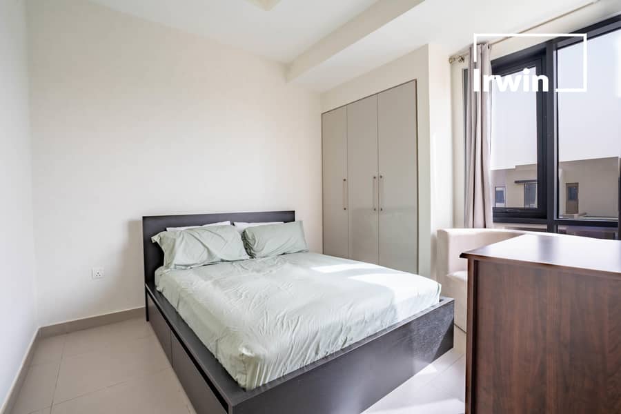 Upgraded | Vacant | UnFunrished - Image 19