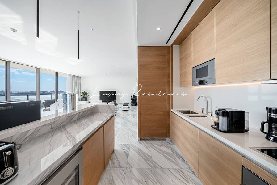 Sea View or Skyline Vistas Now You Can Have Both! - Image 12