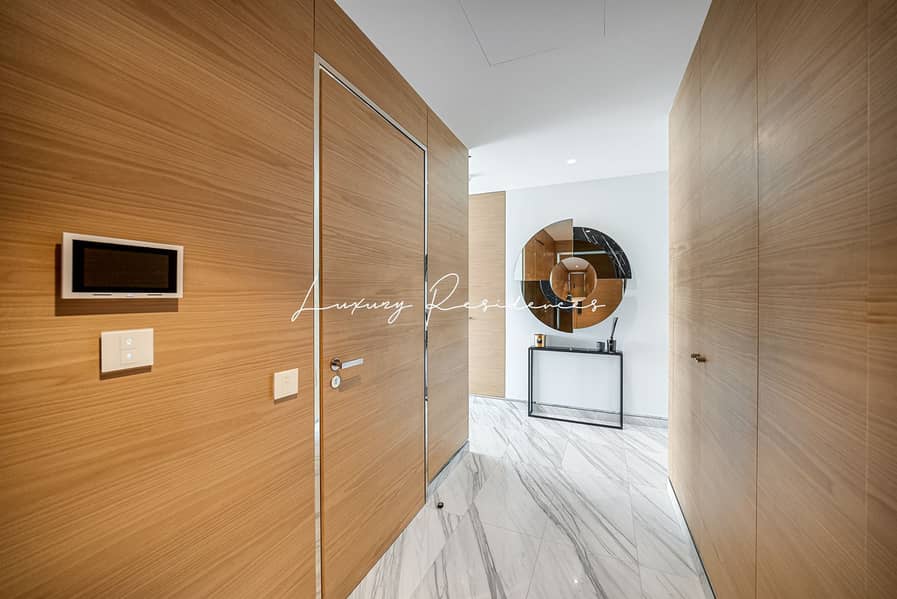 Sea View or Skyline Vistas Now You Can Have Both! - Image 24