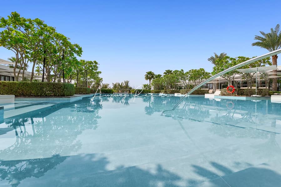 Sea View or Skyline Vistas Now You Can Have Both! - Image 29