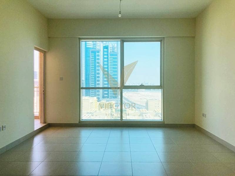 Modern 1 BR Apartment with Parking | Mosela Views