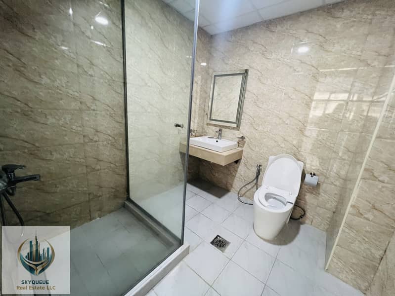 Spacious 1bhk with balcony available for rent in Arjan