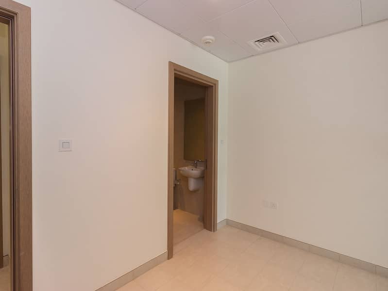 1 of 6 Exclusive Lagoon Townhouse / Ultra Luxury - Image 14