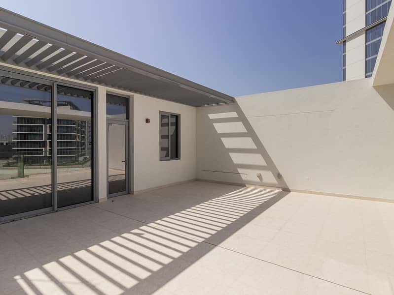 1 of 6 Exclusive Lagoon Townhouse / Ultra Luxury - Image 18