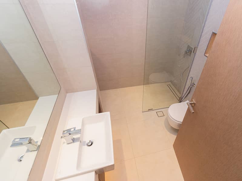 1 of 6 Exclusive Lagoon Townhouse / Ultra Luxury - Image 21