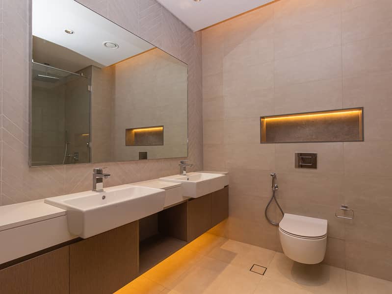 1 of 6 Exclusive Lagoon Townhouse / Ultra Luxury - Image 28