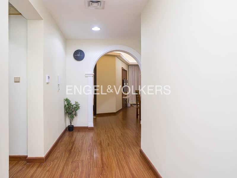 Fully Furnished | Upgraded | Spacious - Image 7