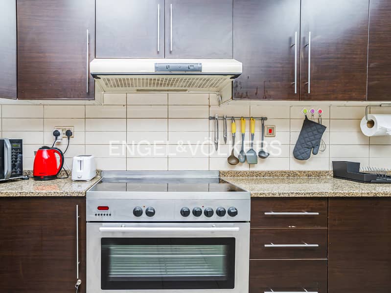 Fully Furnished | Upgraded | Spacious - Image 9