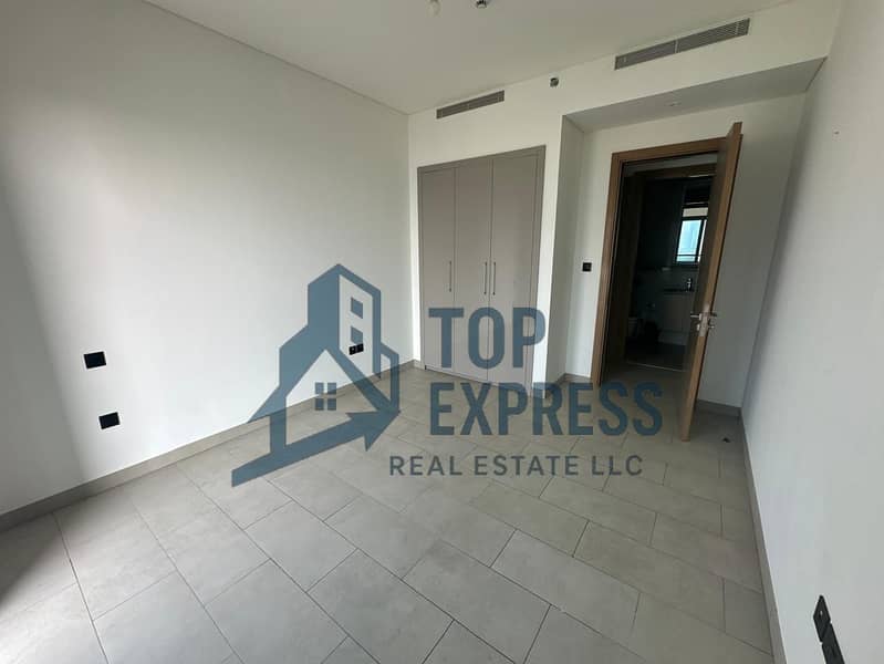 Elegant 1Bedroom + Study | Burj Khalifa & Downtown Views | Laundry Room || Ready to Move