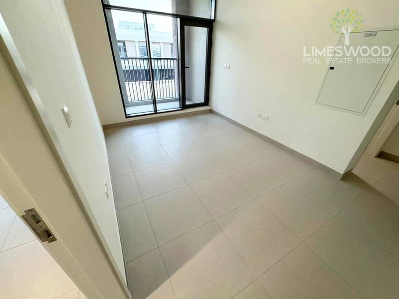 Modern 4BR Villa | with Kitchen Appliances