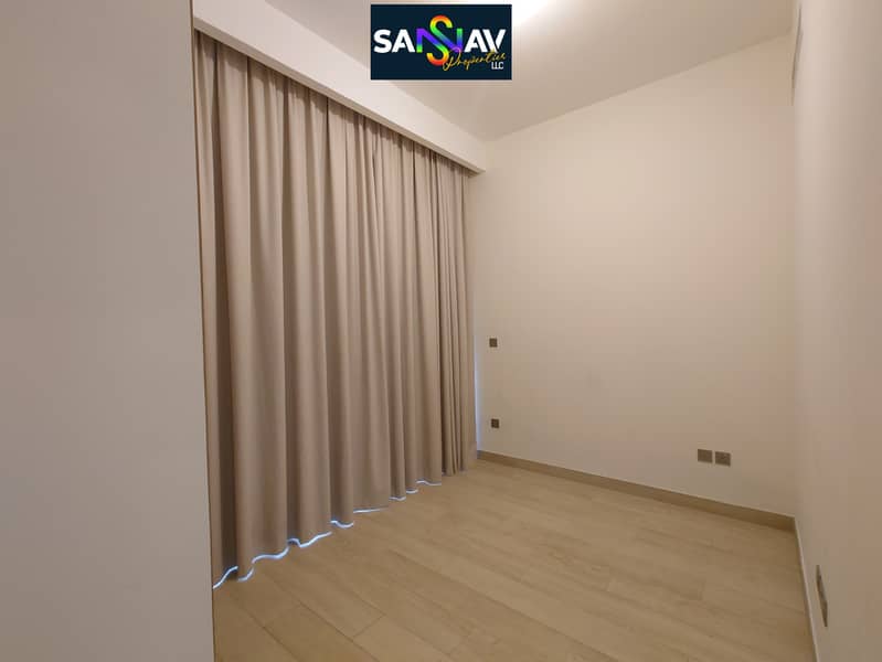 Huge Spacious luxurious ac free with all amenities free fully furnished - Image 8