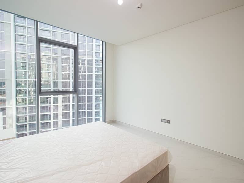 Lagoon View / Furnished 2BR / High Floor - Image 14