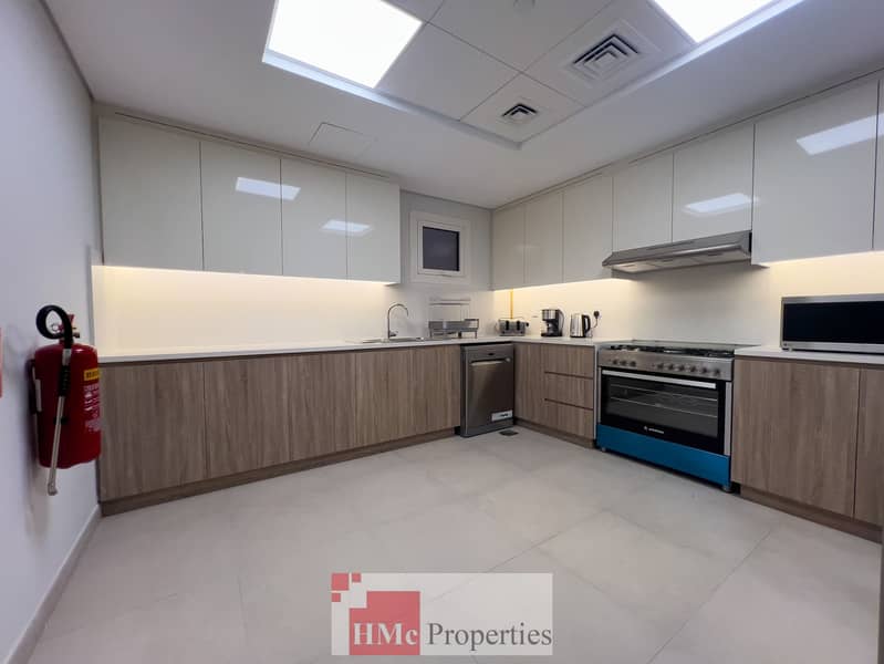 Vacant | Brand New | Fully Furnished Equipped