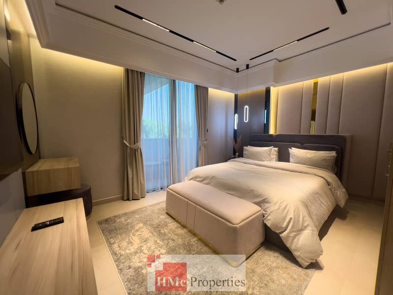 Vacant | Brand New | Fully Furnished Equipped - Image 10