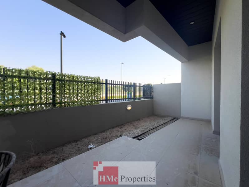 Vacant | Brand New | Fully Furnished Equipped - Image 17