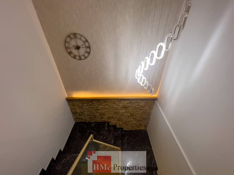 Vacant | Brand New | Fully Furnished Equipped - Image 22