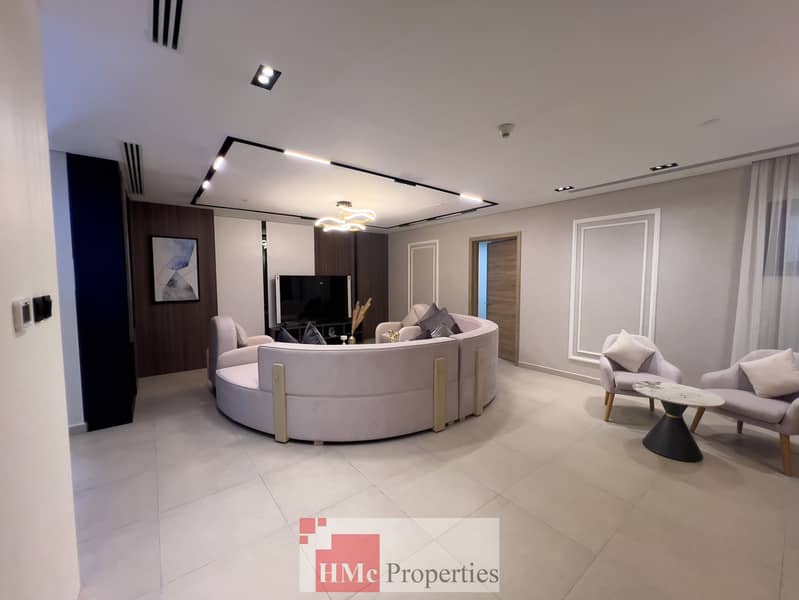 Vacant | Brand New | Fully Furnished Equipped - Image 24