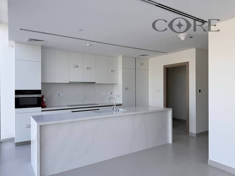 3BR+MAID I MIDDLE FLOOR I VACANT