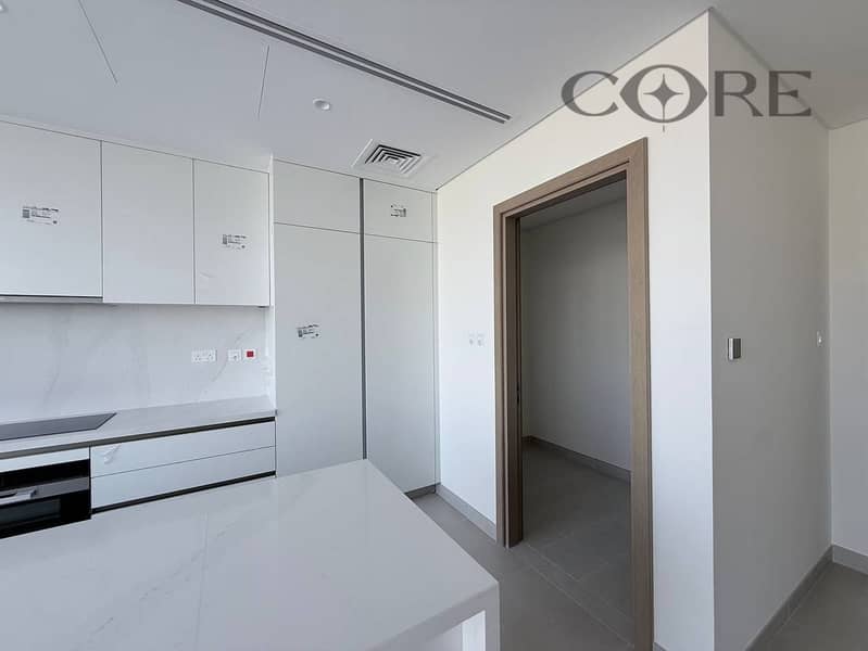 3BR+MAID I MIDDLE FLOOR I VACANT