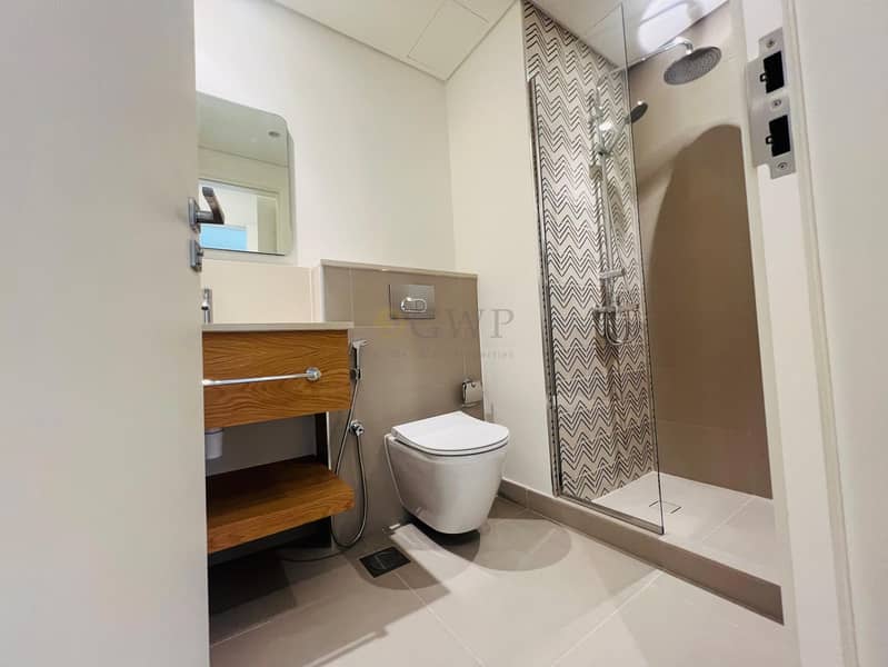 Modern Kitchen - Up to 04 Cheques - Available - Image 8